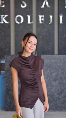 Ayşe Dekak